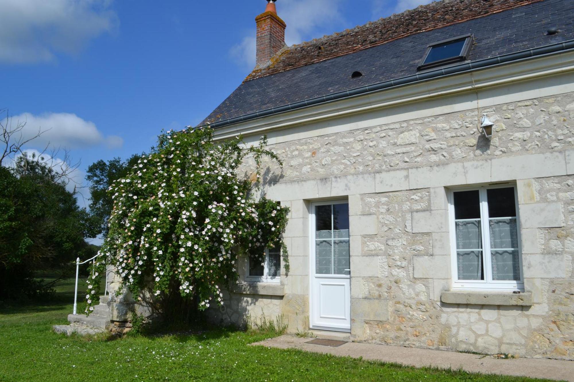 Escale A Villeperdue Chambre Juermala Saint-Épain Exteriör bild